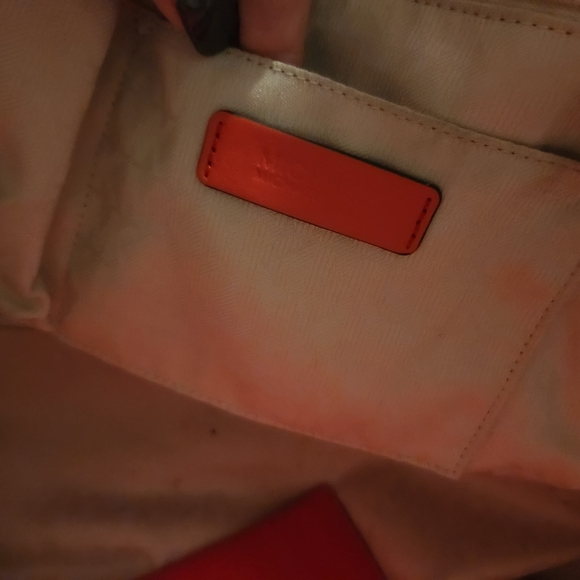 Authentic Michael Kors Handbag - Picture 9 of 9